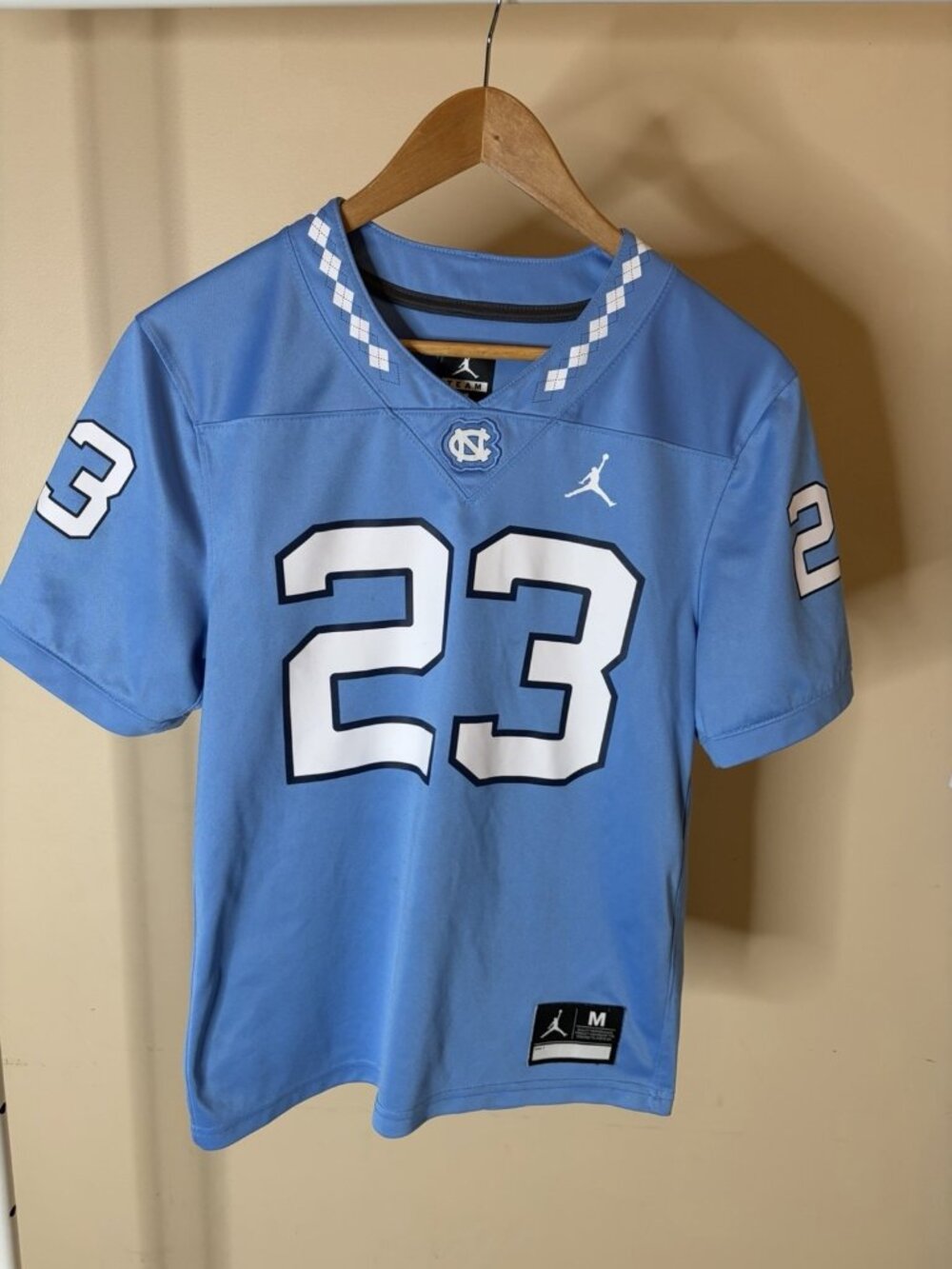 Jordan Brand North Carolina Tar Heels #23 Jordan Jersey Kids Size Medium